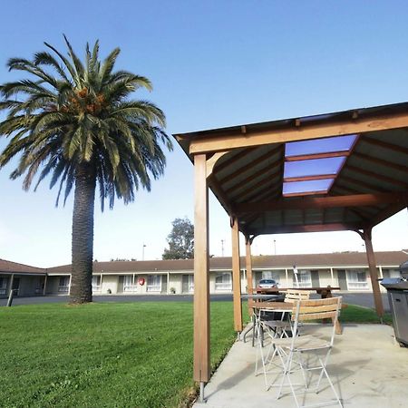 Golden Palms Motel Geelong Extérieur photo