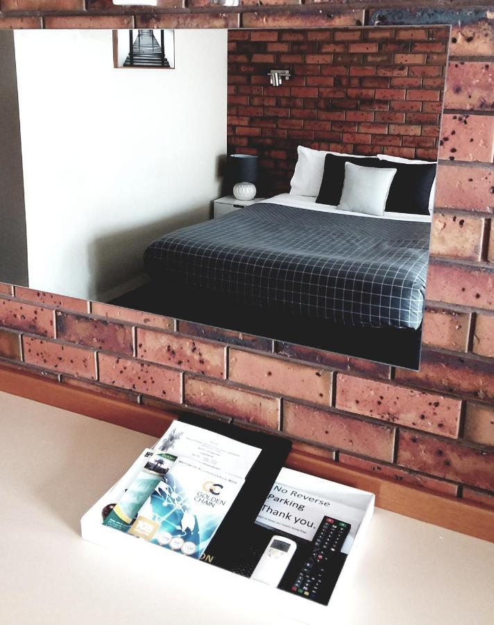 Golden Palms Motel Geelong Extérieur photo
